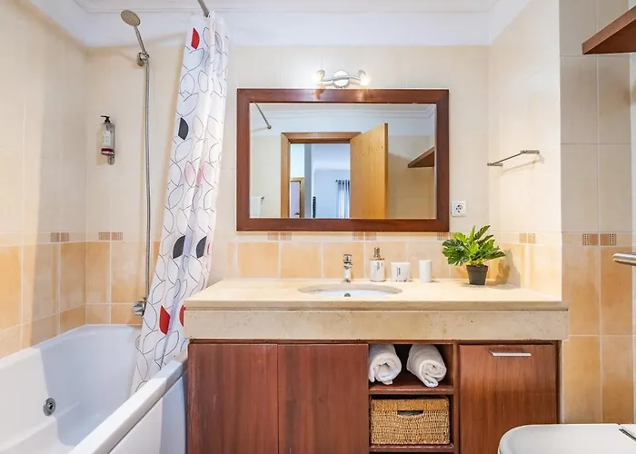 To By Homie * Funchal (Madeira)