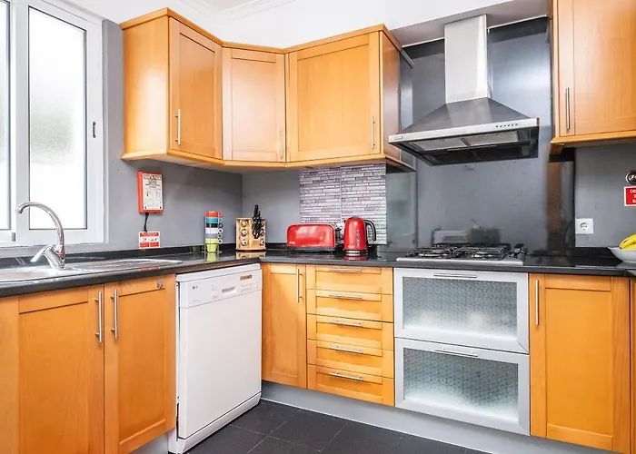 To By Homie Funchal (Madeira)